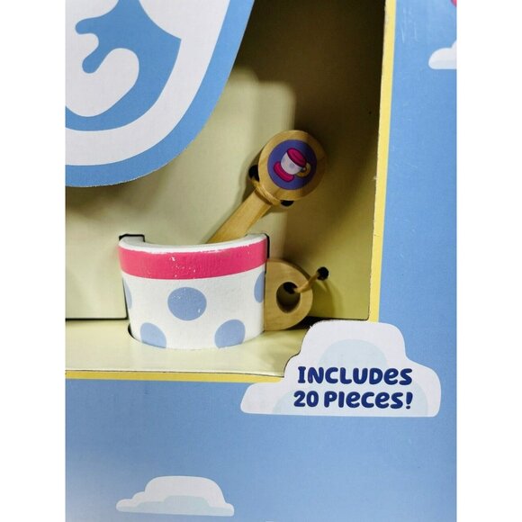 Bluey Wooden Tea Party Playset 20 Pieces - Picture 10 of 11